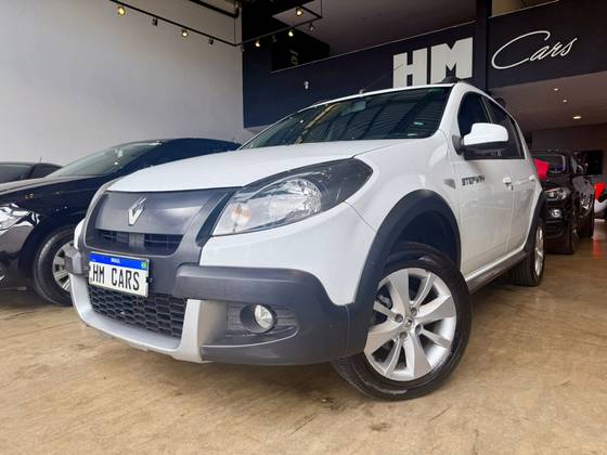 RENAULT SANDERO 1.6 STEPWAY 8V FLEX 4P MANUAL RENAULT SANDERO 1.6 STEPWAY 8V FLEX 4P MANUAL